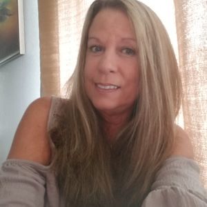 Meet your Posher, Rexanne